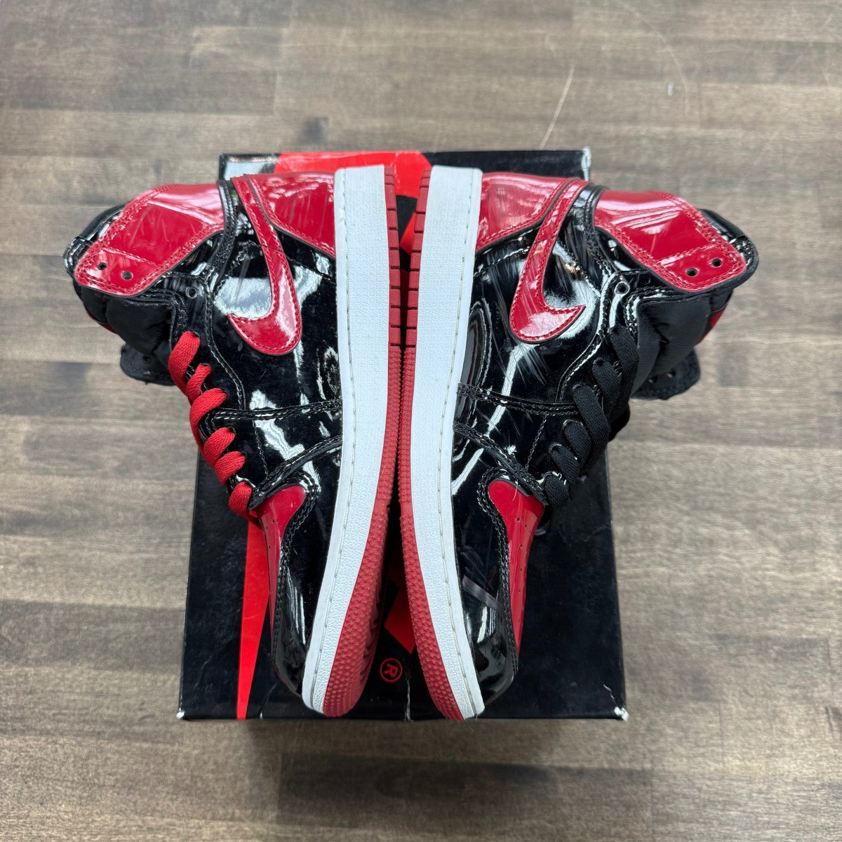 Jordan 1 Retro High OG Patent Bred (GS) - Image 2