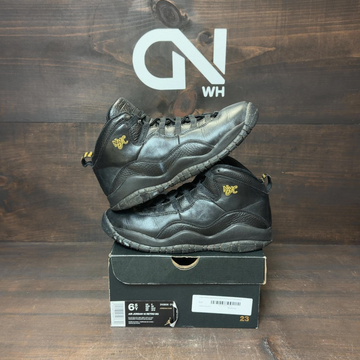 Jordan 10 Retro New York City (2016) (GS) - Image 1