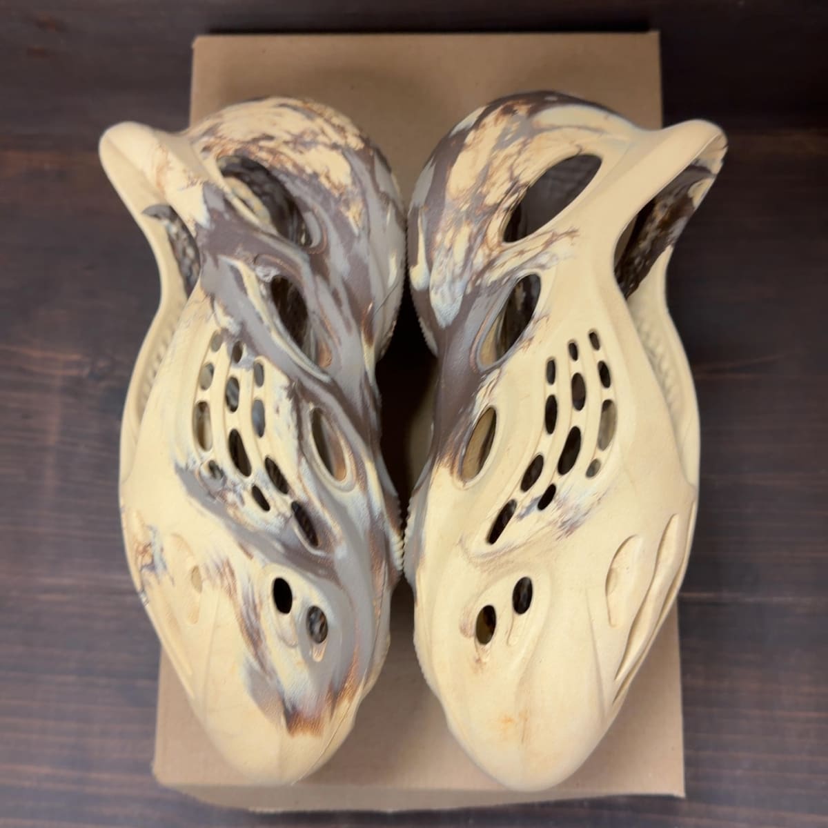 adidas Yeezy Foam RNNR MX Cream Clay Size 6 (Pre-Owned) - aux