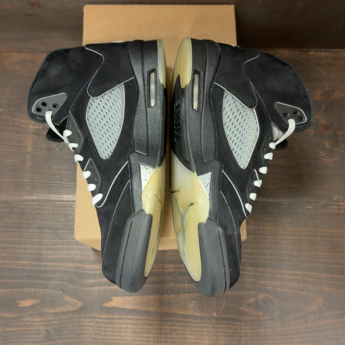 Jordan 5 Retro OG Black Metallic Reimagined Size 13 (Pre-Owned) - aux