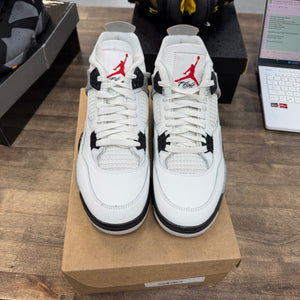 Jordan 4 Retro White Cement (2025) Size 10 (Pre-Owned) - Image 2