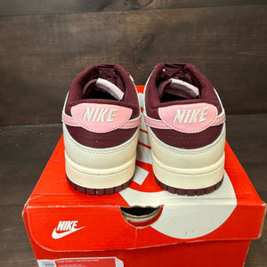 Nike Dunk Low Retro PRM Valentine's Day (2023) Size 10 (Pre-Owned)