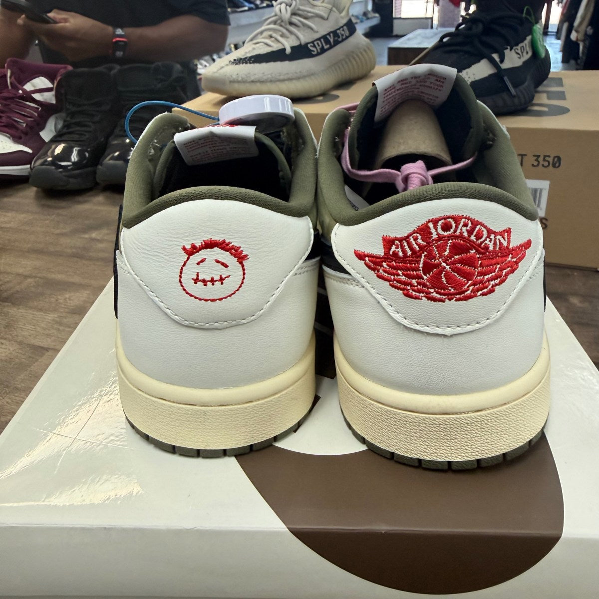 Jordan 1 Retro Low OG SP Travis Scott Medium Olive Size 10 (Pre-Owned)