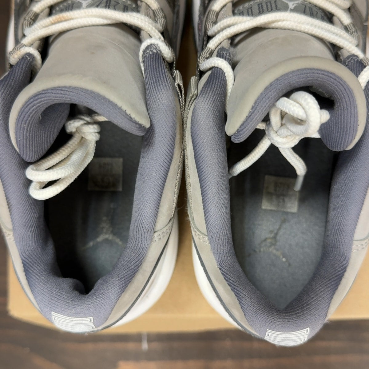 Jordan 11 Retro Low Cool Grey (GS) Size 5.5Y (Pre-Owned) - Image 6