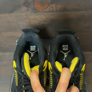 Jordan 4 Retro Thunder (2023) - Image 4