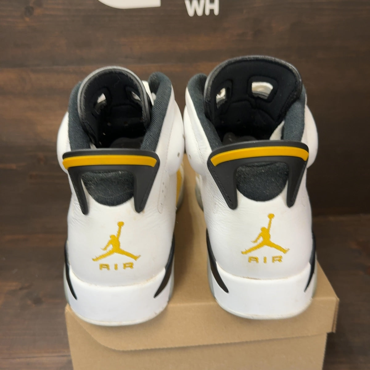Jordan 6 Retro Yellow Ochre Size 13 (Pre-Owned) - Image 4