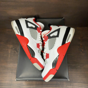 Jordan 4 Retro Fire Red (2020) Size 9.5 (Pre-Owned)