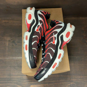 Nike Air Max Plus Hot Lava Size 11 (Pre-Owned) - Image 2