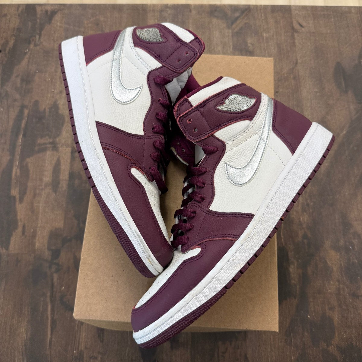 Jordan 1 Retro High OG Bordeaux Size 10.5 (Pre-Owned) - Image 1