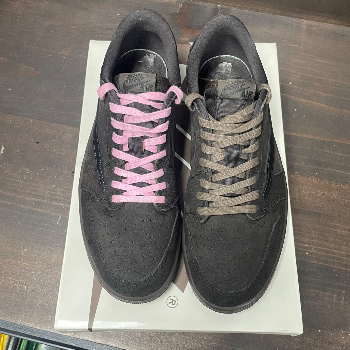 Jordan 1 Retro Low OG SP Travis Scott Velvet Brown Size 10.5 (Pre-Owned) - back