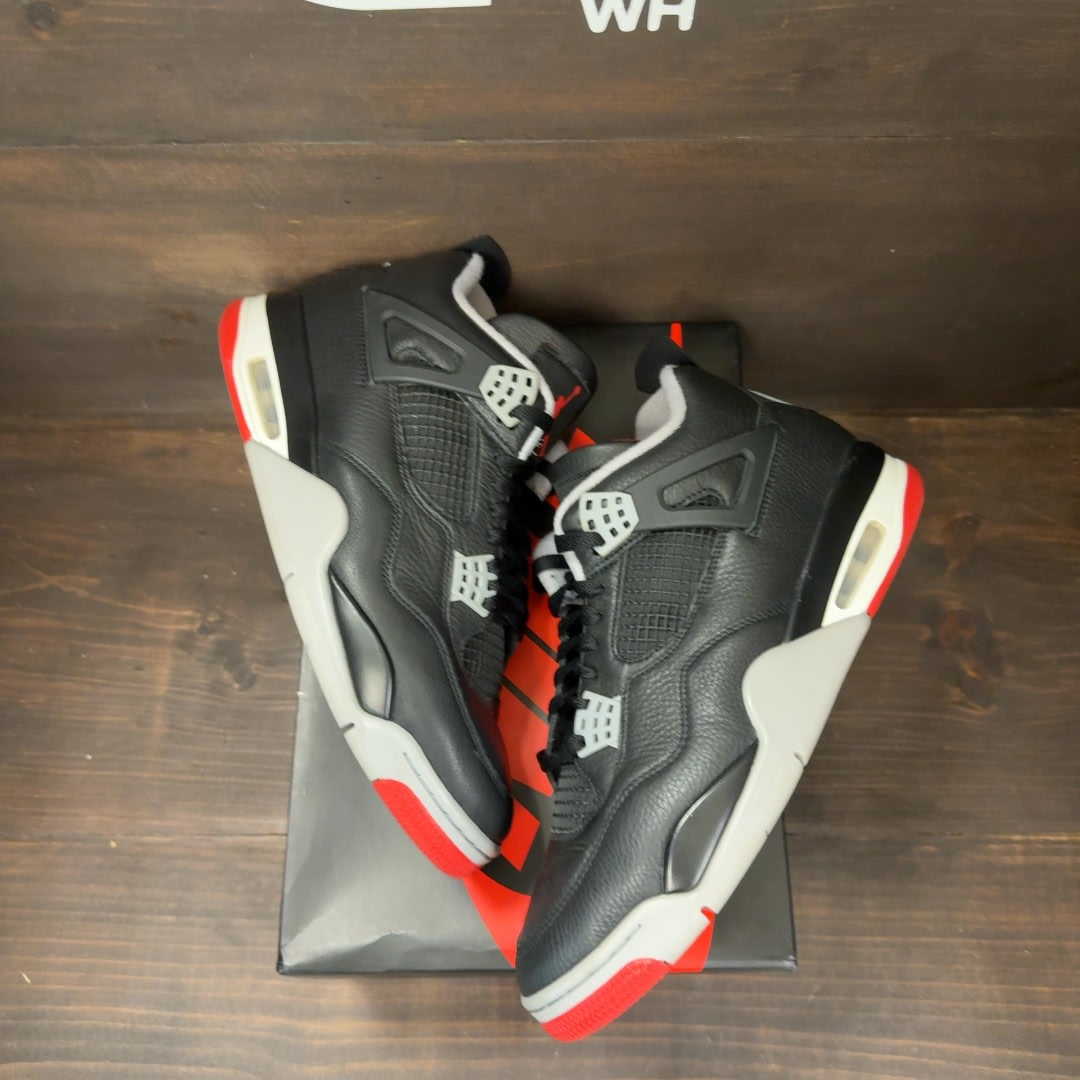 Jordan 4 Retro Bred Reimagined Size 11.5 (Pre-Owned) - Image 2