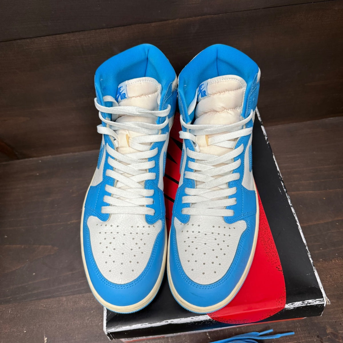 Jordan 1 Retro High OG UNC Reimagined Size 12 (Pre-Owned) - back