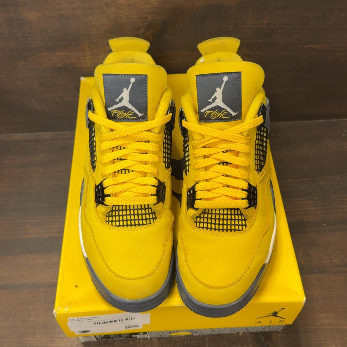 Jordan 4 Retro Lightning (2021) - Image 3