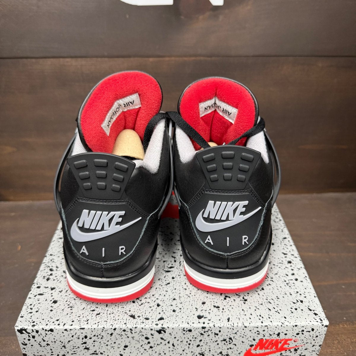 Jordan 4 Retro Bred Reimagined Size 10 (Pre-Owned) - sole