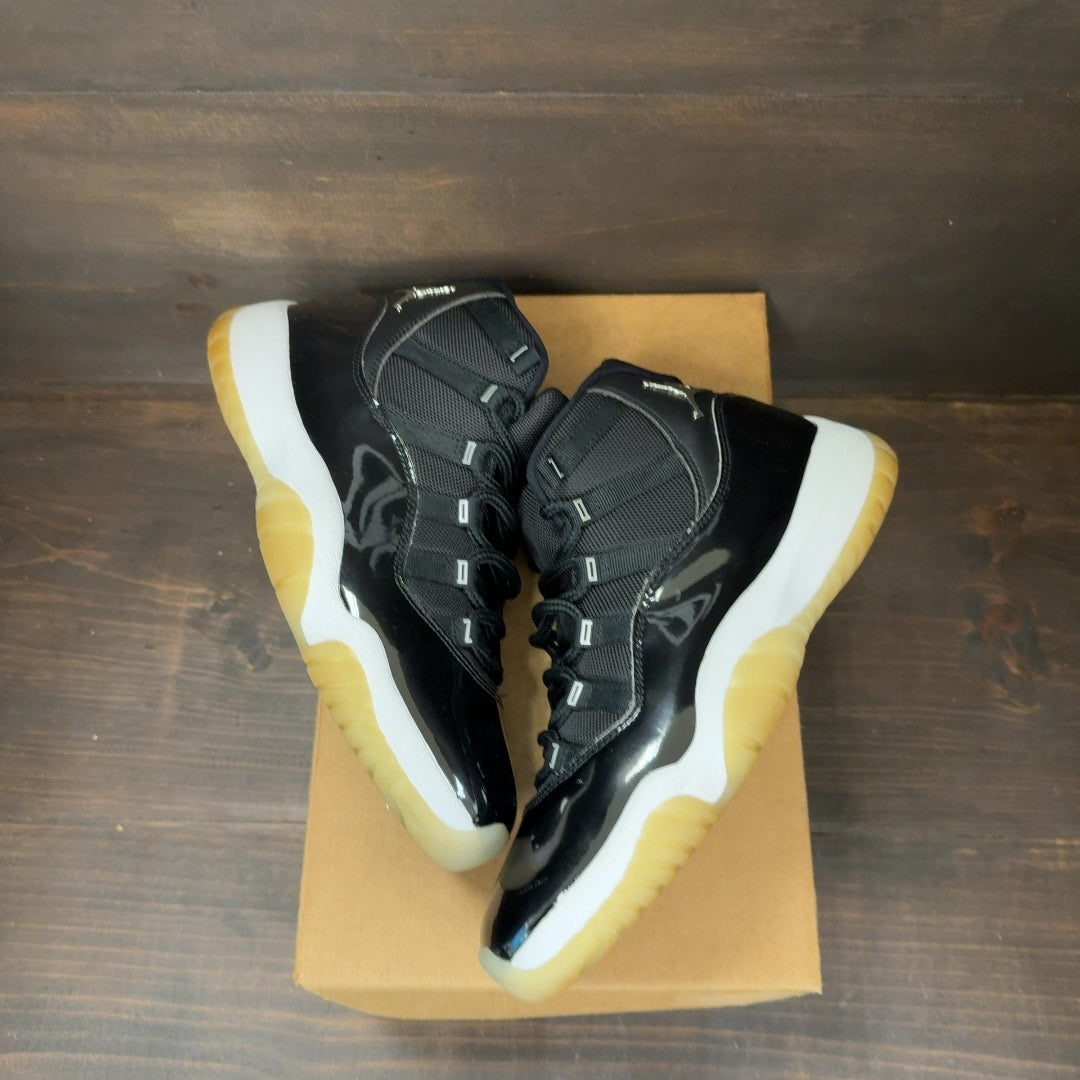 Jordan 11 Retro Jubilee 25th Anniversary Size 8.5 (Pre-Owned) - Image 2
