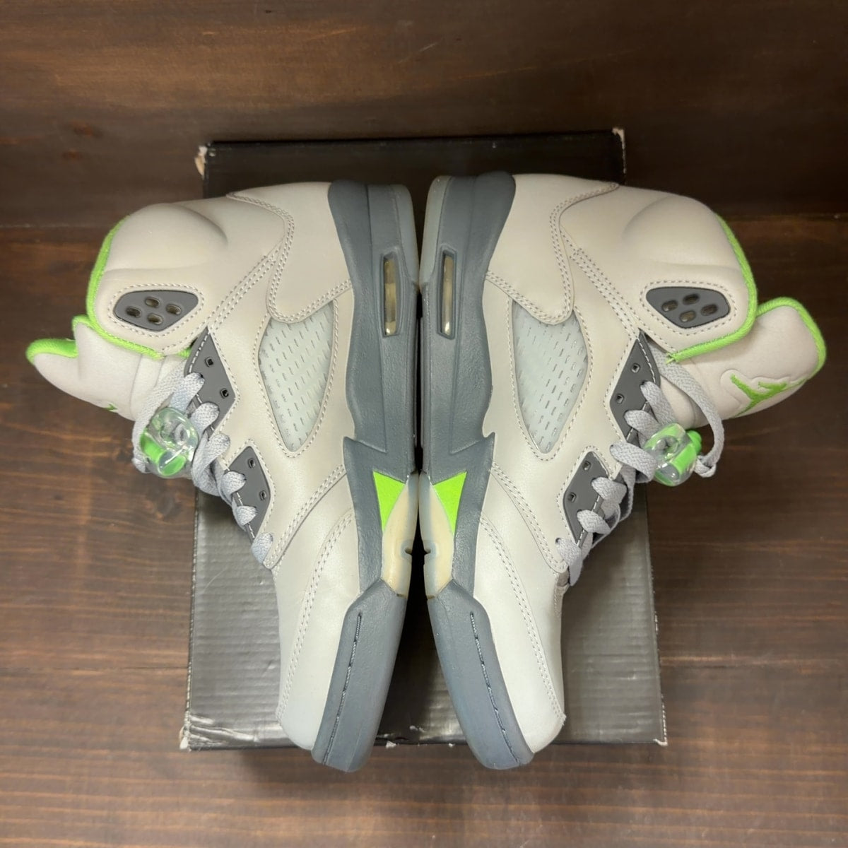 Jordan 5 Retro Green Bean (2022) (GS) - Image 4
