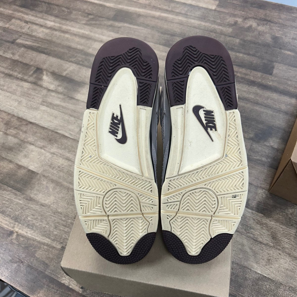 Jordan 4 Retro OG SP A Ma Maniére While You Were Sleeping (Women's) Size 10.5W (Pre-Owned) - Image 5