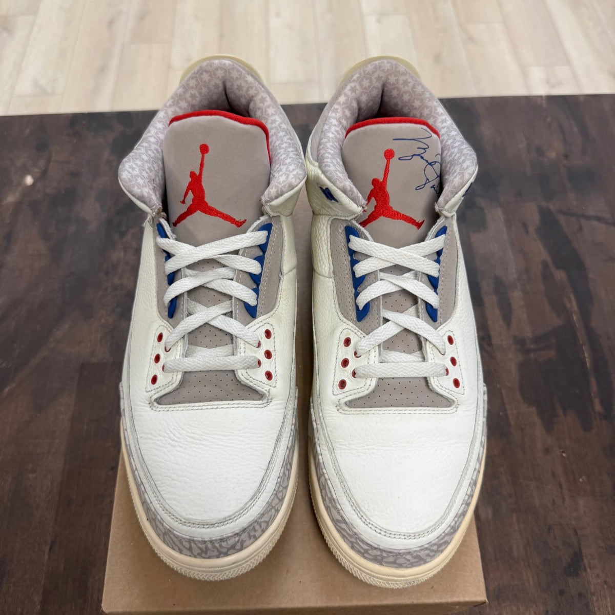 Jordan 3 Retro International Flight Size 13 (Pre-Owned) - Image 2