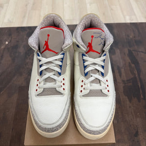 Jordan 3 Retro International Flight Size 13 (Pre-Owned) - Image 2