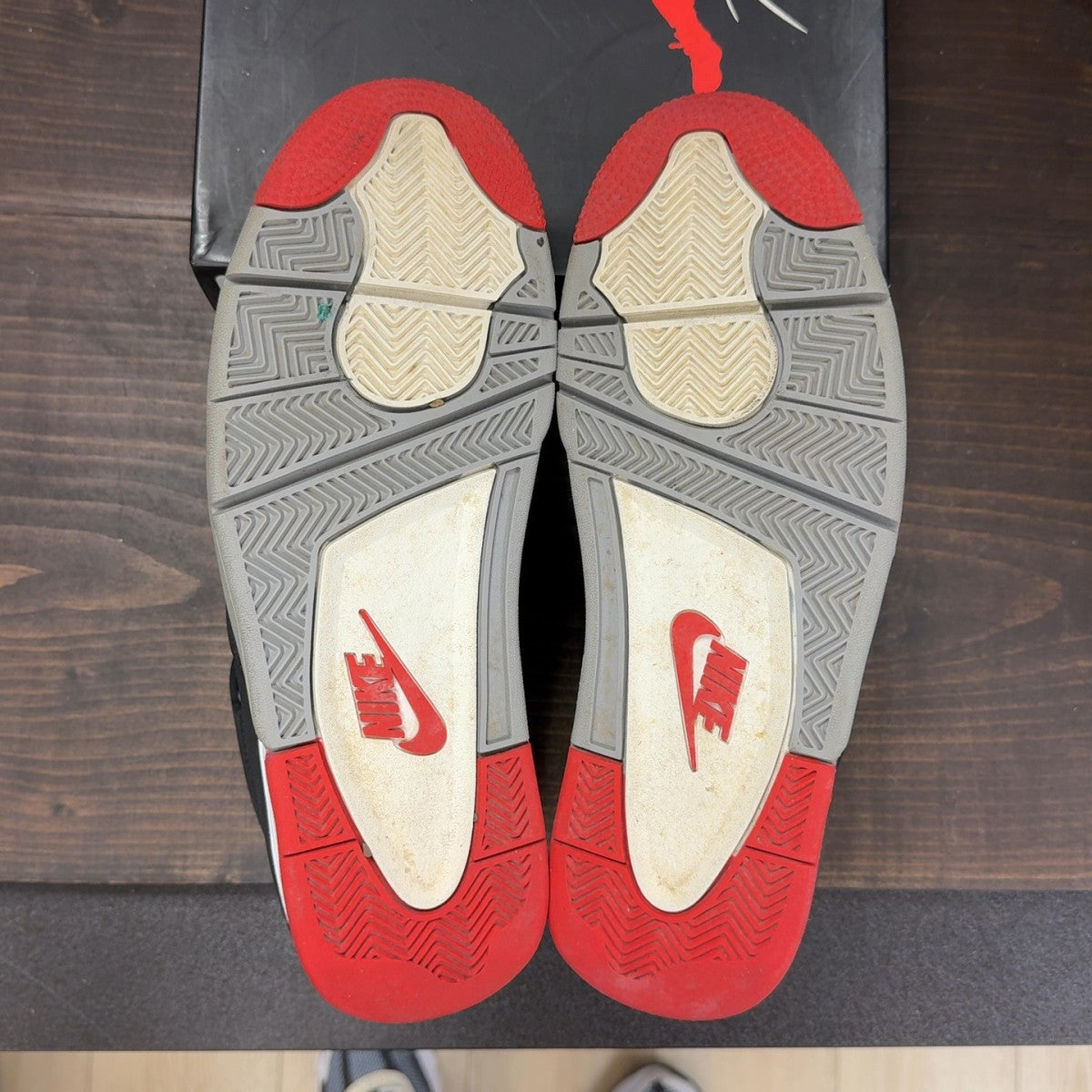 Jordan 4 Retro Bred (2019) - Image 8