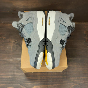 Jordan 4 Retro Cool Grey (2019) Size 13 (Pre-Owned) - Image 4