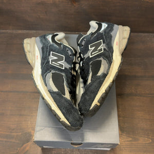 New Balance 2002R Black Dark Grey - Image 3