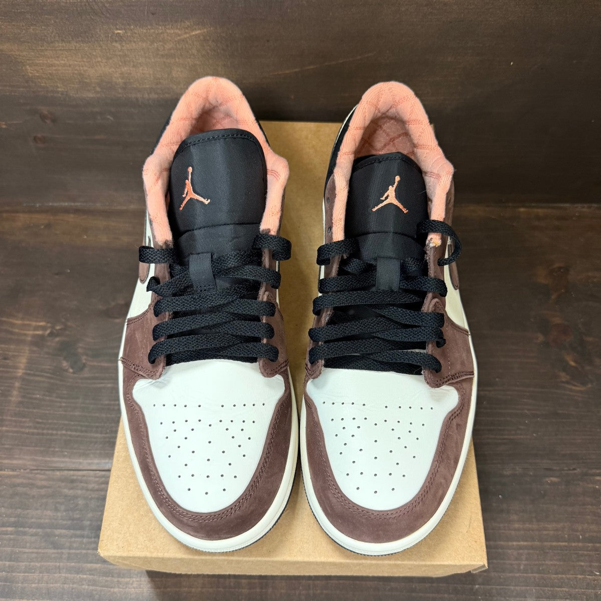 Jordan 1 Low Mocha Size 10 (Pre-Owned) - Image 3