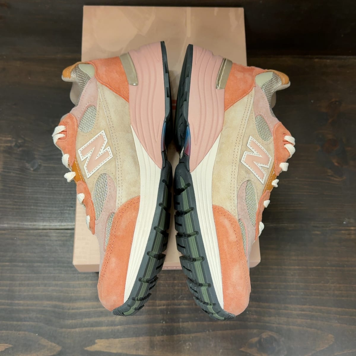 New Balance 992 MiUSA Joe Freshgoods Aged Well Size 9 (Pre-Owned) - aux