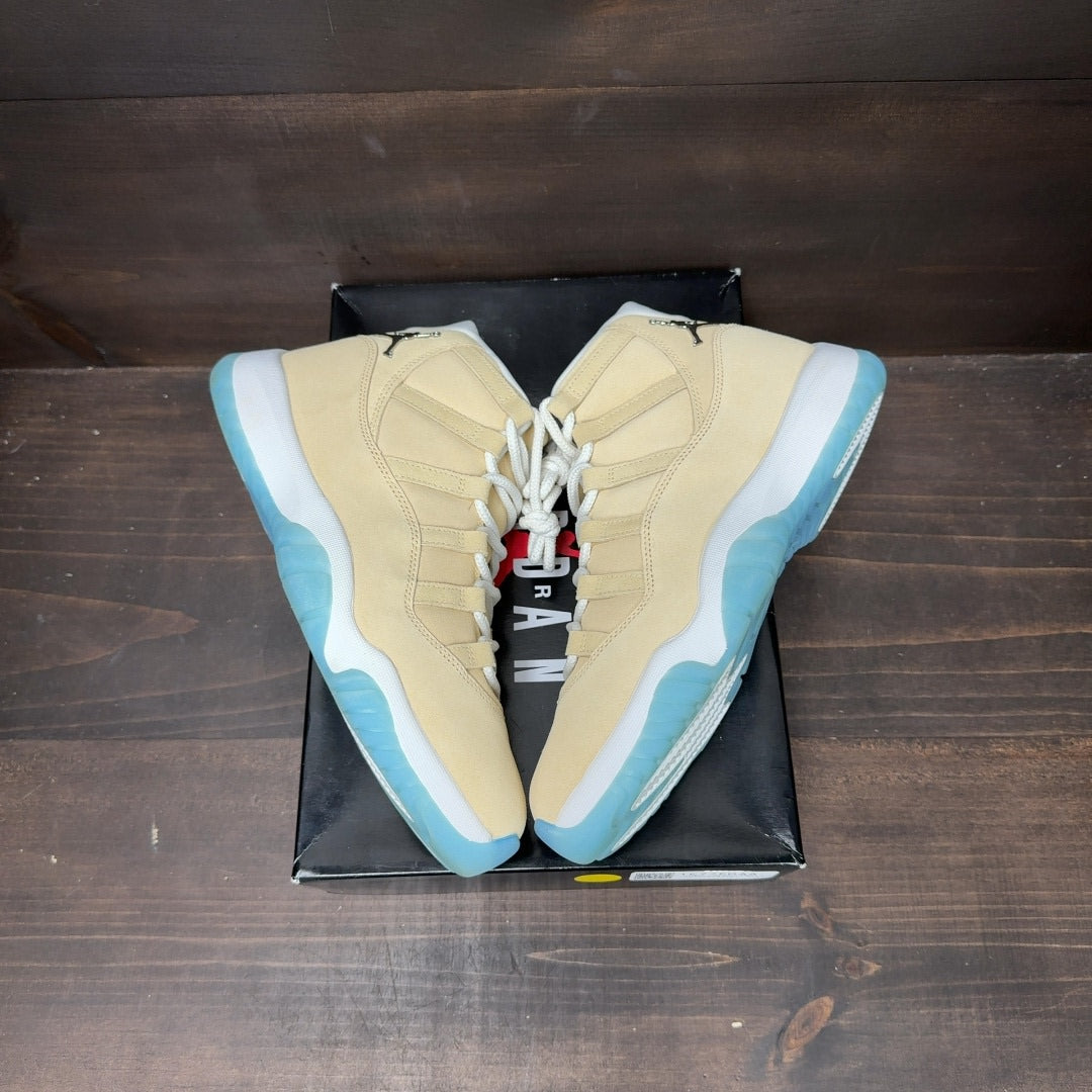 Jordan 11 Retro H-Town Size 11 (Pre-Owned)