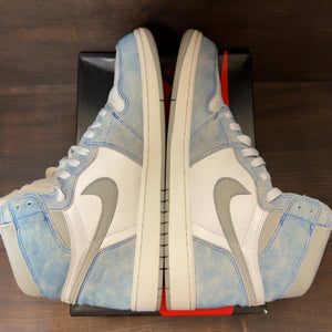 Jordan 1 Retro High OG Hyper Royal - Image 5