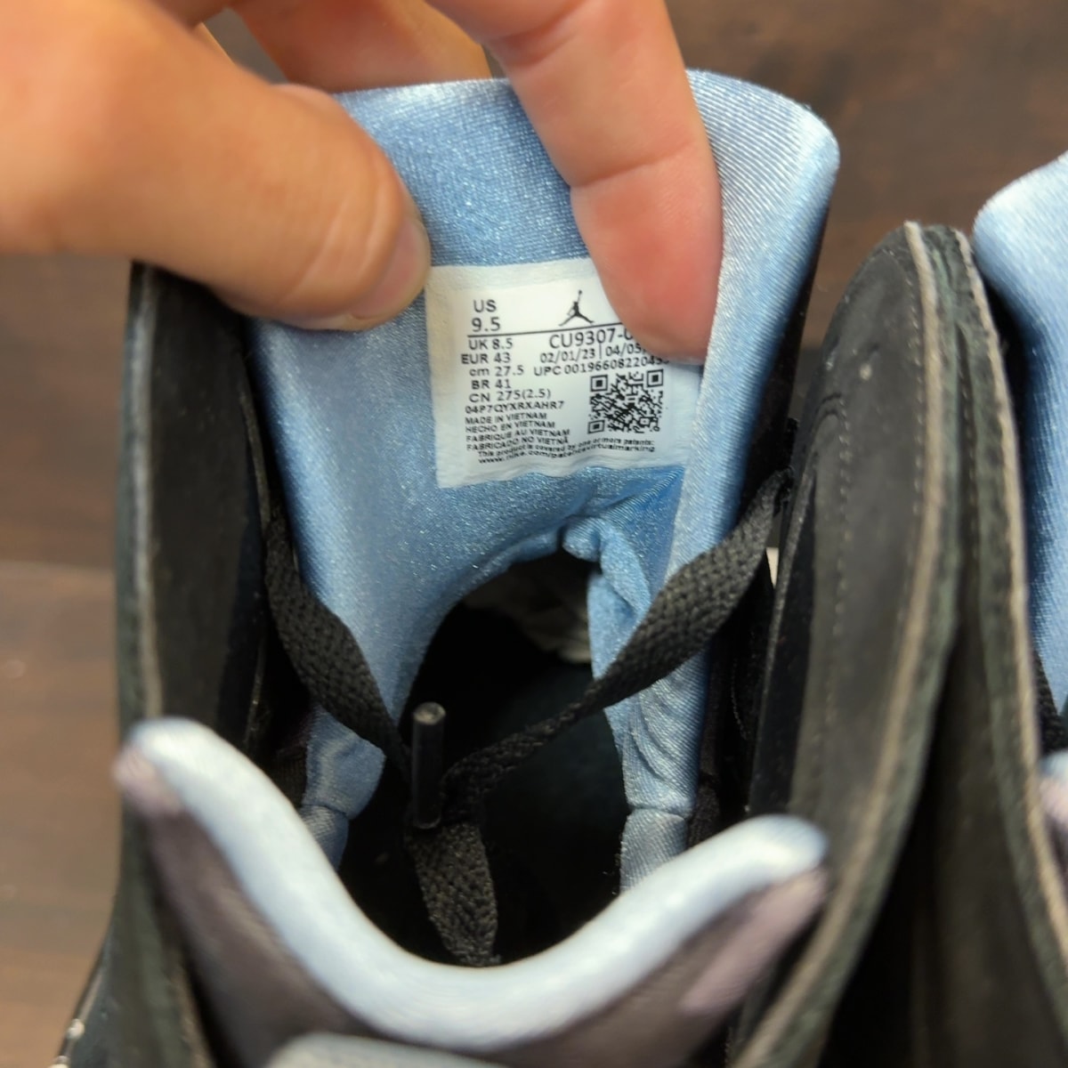 Jordan 7 Retro Chambray (2023) Size 9.5 (Pre-Owned) - Image 7