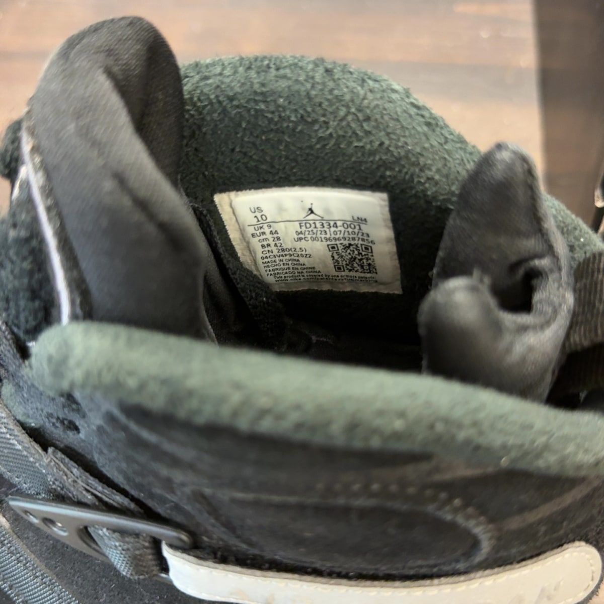 Jordan 8 Retro Winterized Gunsmoke - Image 7