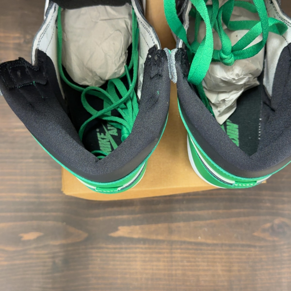 Jordan 1 Retro High OG Lucky Green Size 9.5 - Image 6