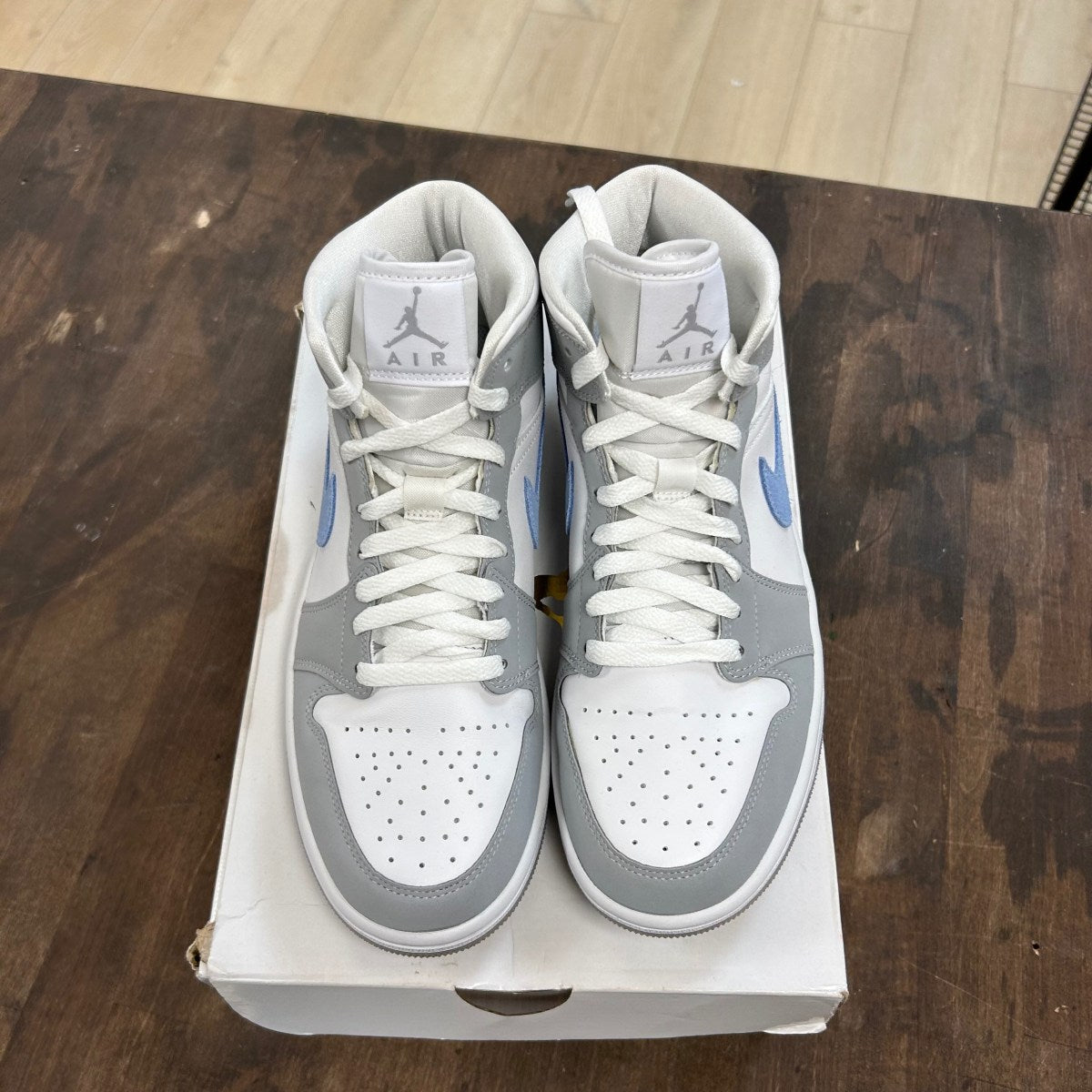 Jordan 1 Mid Wolf Grey Aluminum (Women's) - Image 2