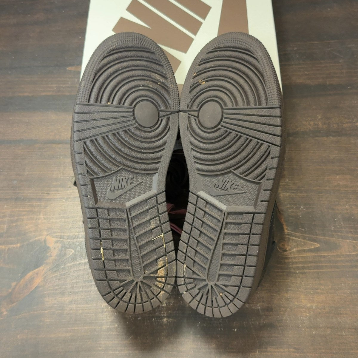 Jordan 1 Retro Low OG SP Travis Scott Velvet Brown - Image 8