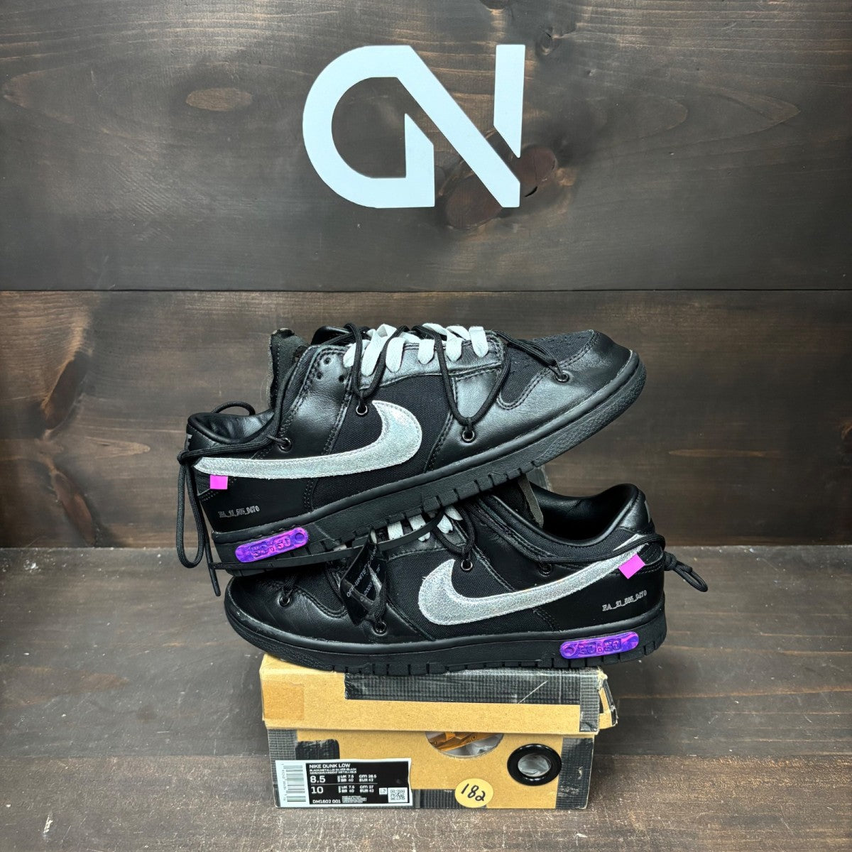 Nike Dunk Low Off-White Lot 50 - Image 1