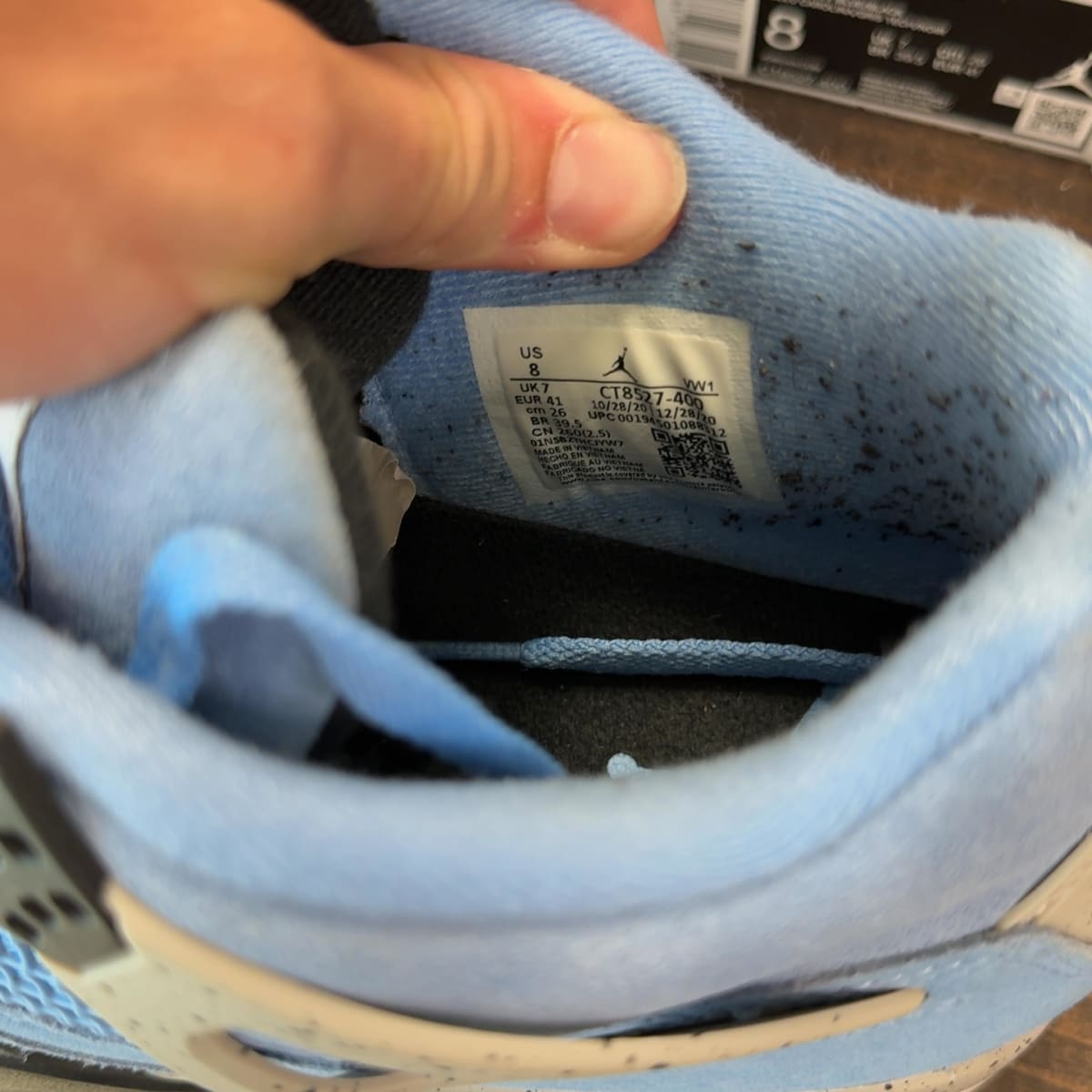 Jordan 4 Retro University Blue Size 8 (Pre-Owned) - aux