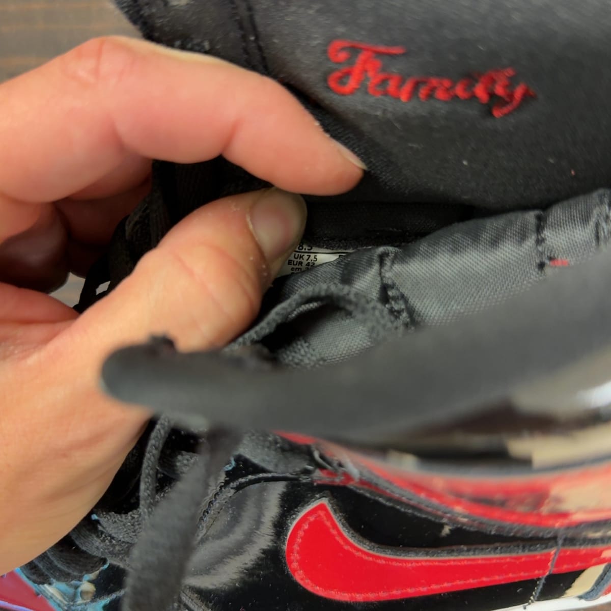 Jordan 1 Retro High OG Patent Bred Size 8.5 (Pre-Owned) - aux