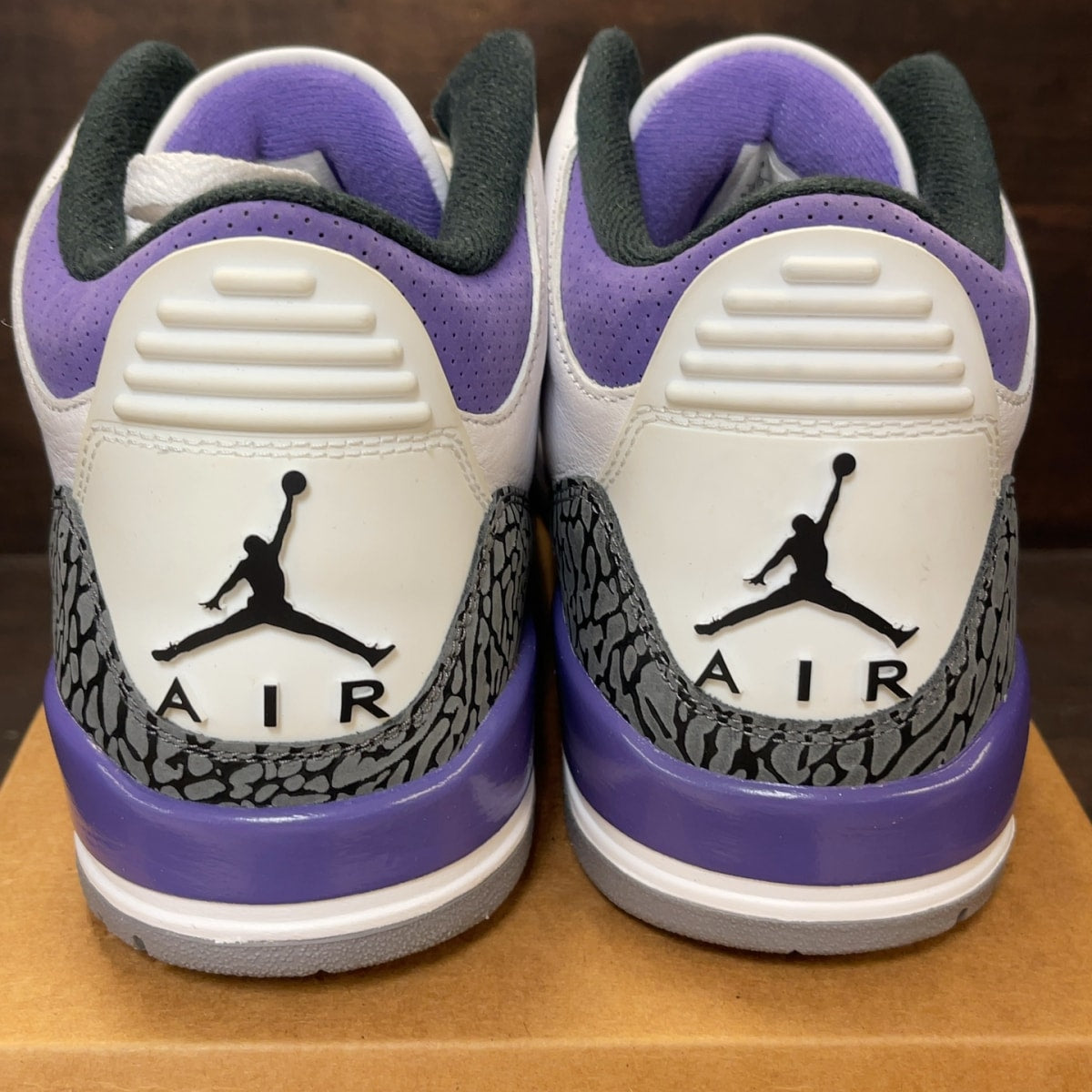 Jordan 3 Retro Dark Iris Size 11 (Pre-Owned) - Image 5
