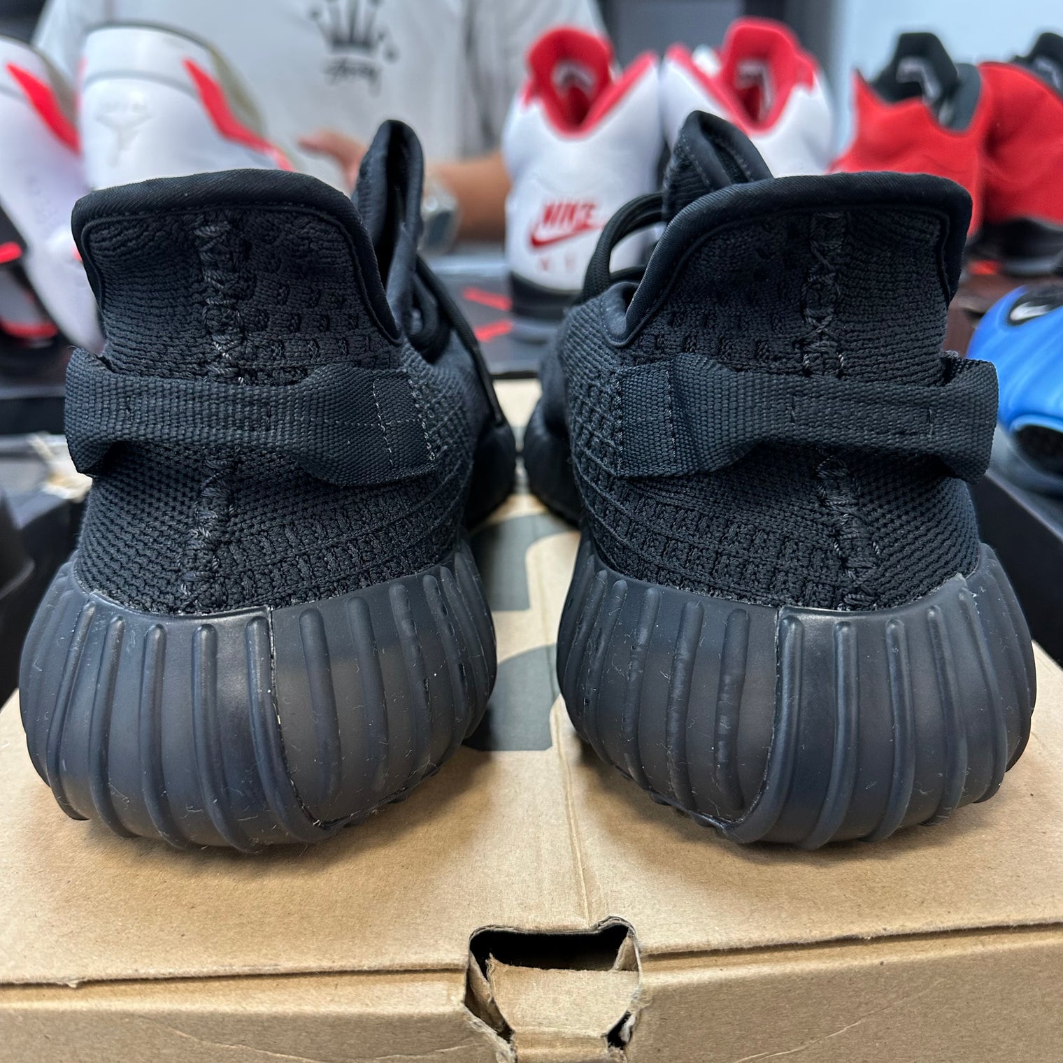 Onyx Yeezy 350 (USED)