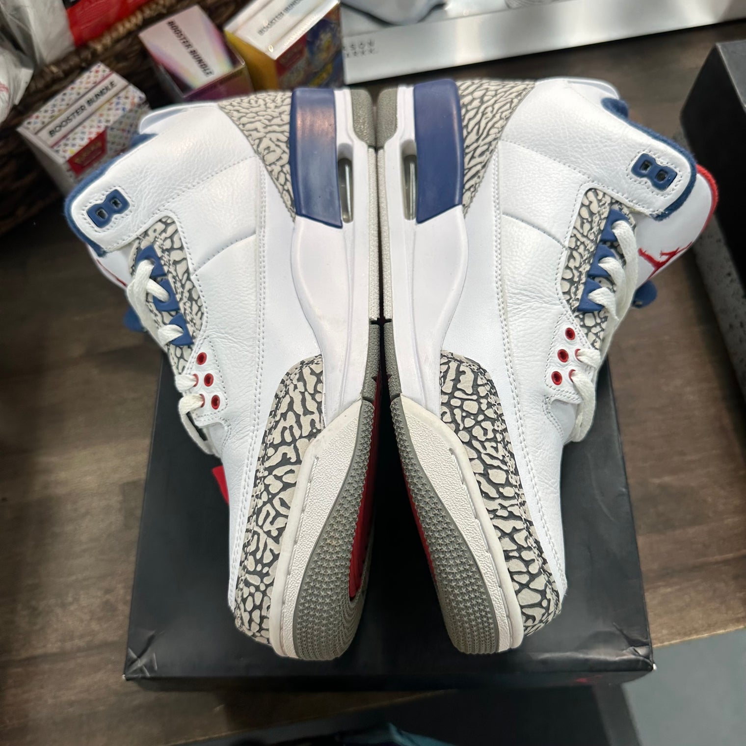 True Blue Jordan 3 (USED)