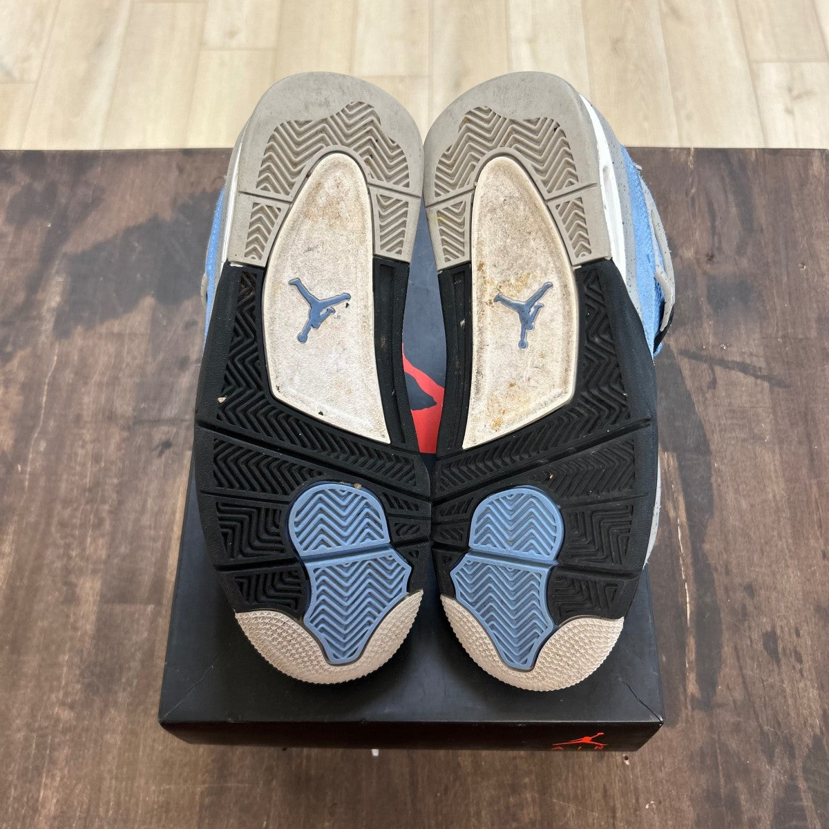 Jordan 4 Retro University Blue (GS) - Image 5