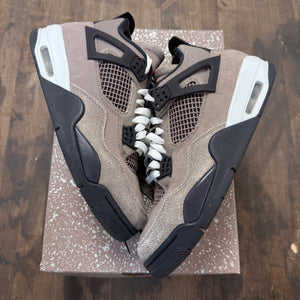 Jordan 4 Retro Taupe Haze - Image 1