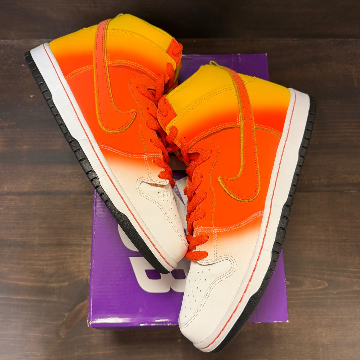Nike SB Dunk High Sweet Tooth Candy Corn - Image 2
