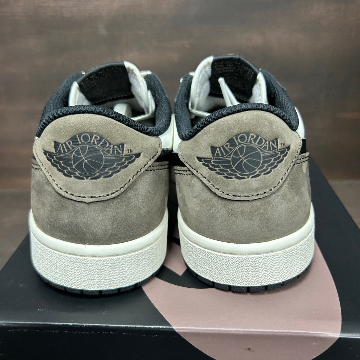 Jordan 1 Retro Low OG Mocha - Image 5