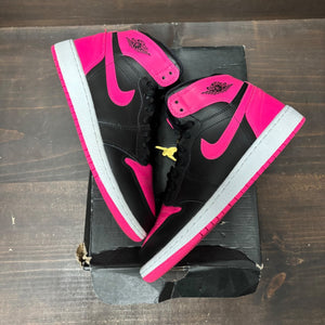 Jordan 1 Retro Serena Williams Hyper Pink (GS) Size 6Y (Pre-Owned) - back