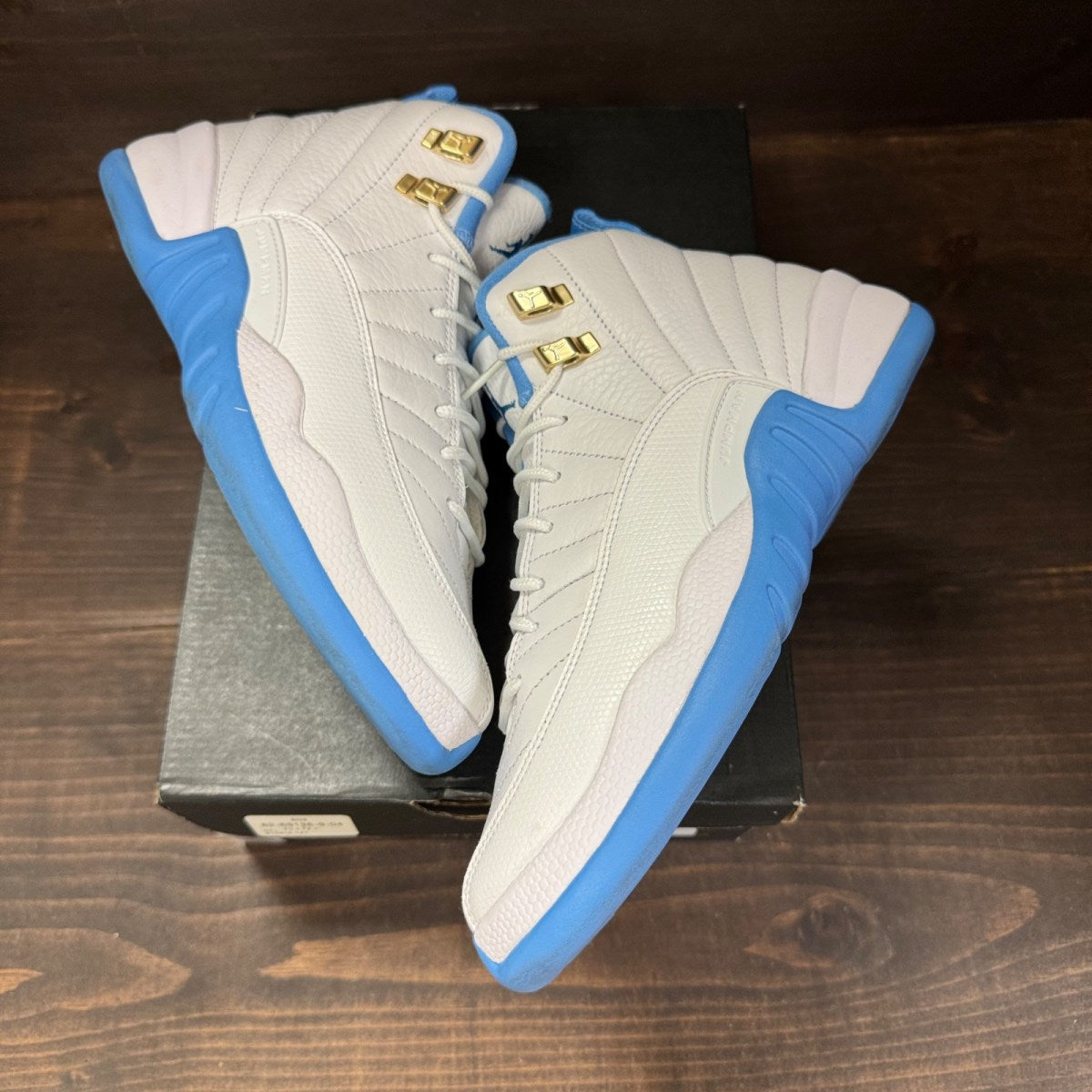 Jordan 12 Retro University Blue (2016) (GS) - Image 2