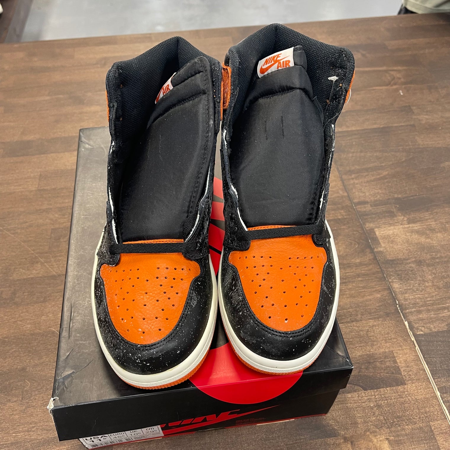 Shattered Backboard Jordan 1 High (Glittered)