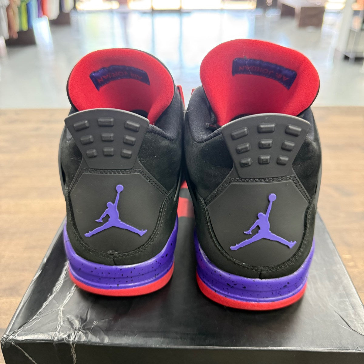 Jordan 4 Retro Raptors Drake OVO (2019) - Image 4