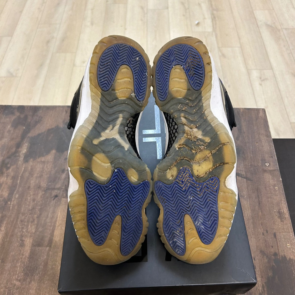 Jordan 11 Retro Space Jam (2016) - Image 5
